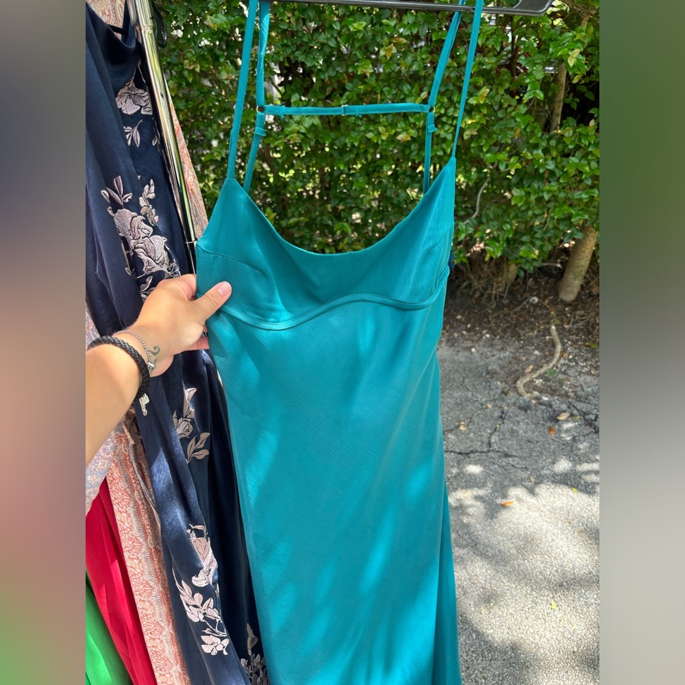 Blue/green spaghetti strap midi coktail dress